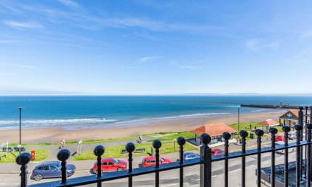 2 Bed in Whitby 2