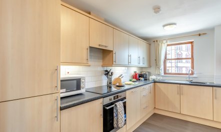 2 Bed in Whitby 9