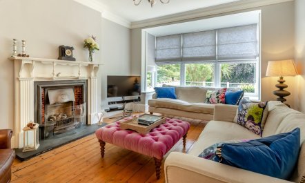 4 Bed in Langland 4