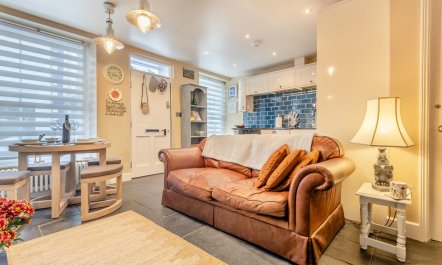 3 Bed in Aberdovey 3