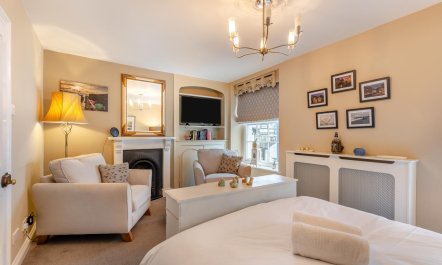 3 Bed in Aberdovey 4