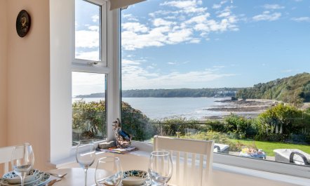 2 Bed in Wisemans Bridge 5