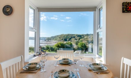 2 Bed in Wisemans Bridge 4