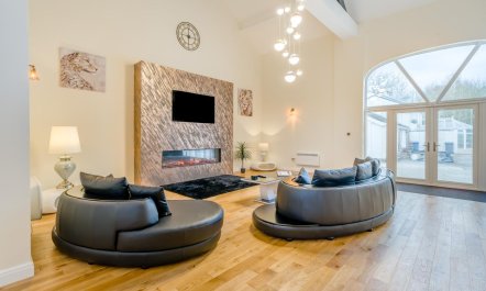 4 Bed in Pilling