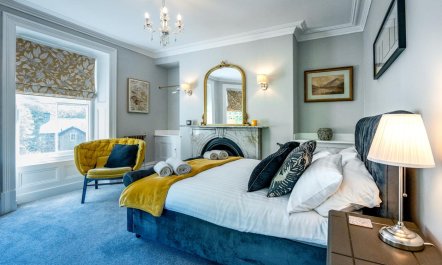 5 Bed in Llanbedr 2