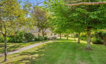 3 Bed in Dartmouth 3