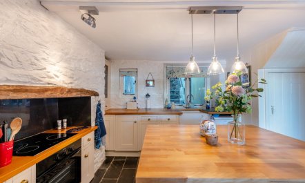 2 Bed in Brixham 5