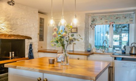 2 Bed in Brixham 8