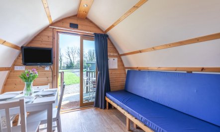 1 Bed in Bowness-on-Solway 9