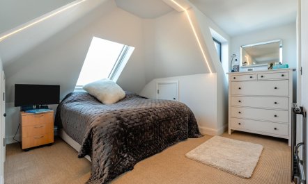 4 Bed in Pevensey Bay 9