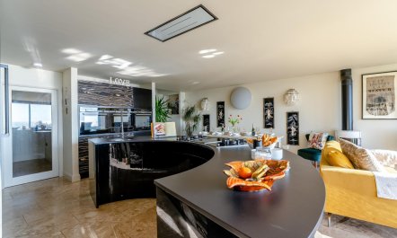 4 Bed in Pevensey Bay 1