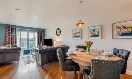 2 Bed in Whitby 6