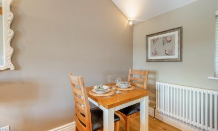 1 Bed in Little Bardfield 8