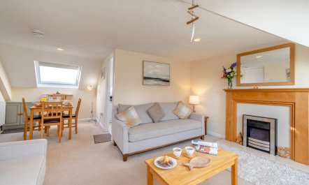 2 Bed in Tenby 3