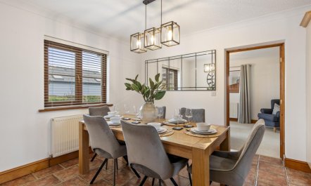 4 Bed in St. Florence 8