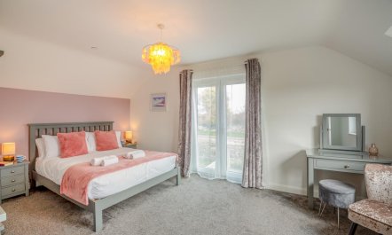 2 Bed in Brynteg 2