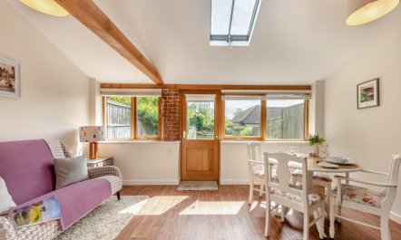 1 Bed in Chiddingly 9