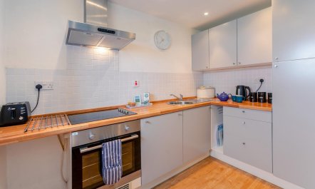 1 Bed in St. Just 4