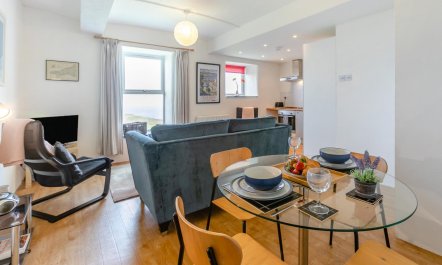 1 Bed in St. Just 6