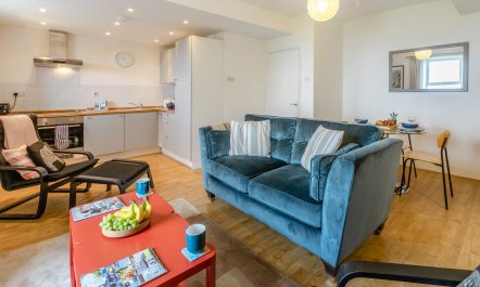 1 Bed in St. Just 7