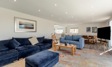 4 Bed in Ringstead 6