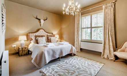 6 Bed in Cowlinge 1