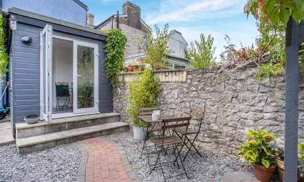 3 Bed in Cowbridge 3