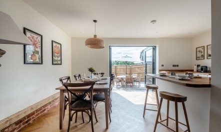 3 Bed in Burghclere 6