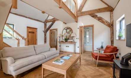 3 Bed in Burghclere