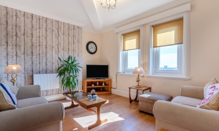 2 Bed in Whitby