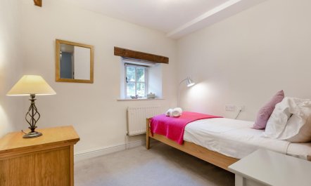 2 Bed in Alsop-en-le-Dale 7