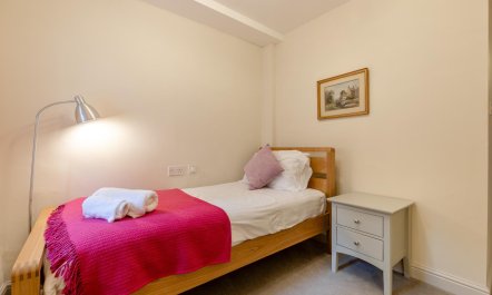 2 Bed in Alsop-en-le-Dale 8