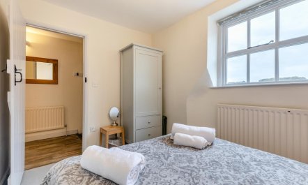 2 Bed in Alsop-en-le-Dale 6
