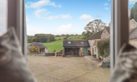 2 Bed in Alsop-en-le-Dale 3