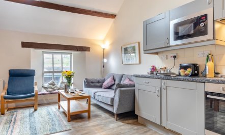 2 Bed in Alsop-en-le-Dale 2