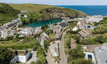 2 Bed in Port Isaac 4