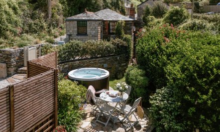 2 Bed in Port Isaac 3