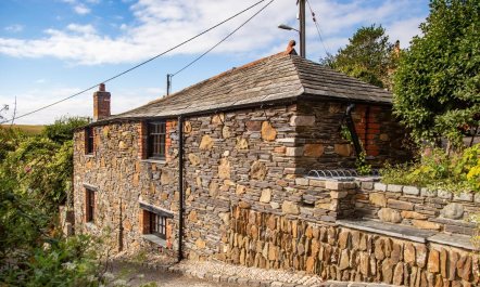 2 Bed in Port Isaac 1