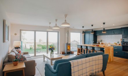 5 Bed in St. Minver