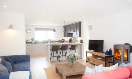 4 Bed in Polzeath 8