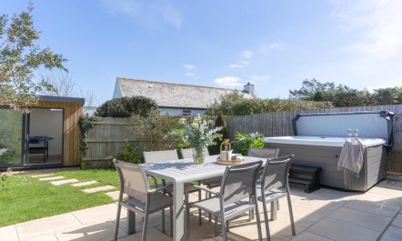 4 Bed in Trebetherick 5