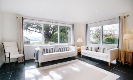 4 Bed in St. Minver 2