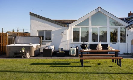 3 Bed in St. Minver 3