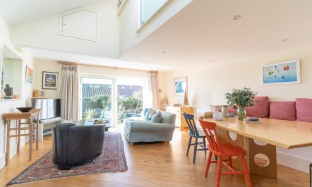 2 Bed in New Polzeath, Wadebridge 1