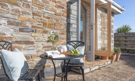 2 Bed in New Polzeath, Wadebridge 9