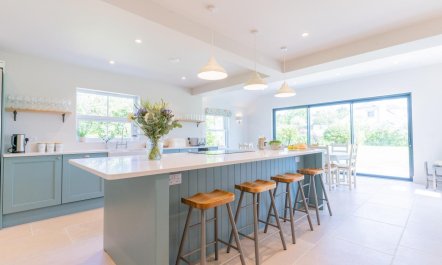 4 Bed in St. Minver 1