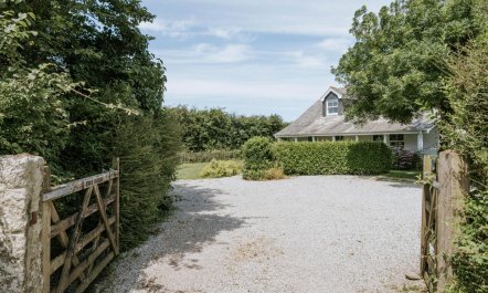 4 Bed in St. Minver 3