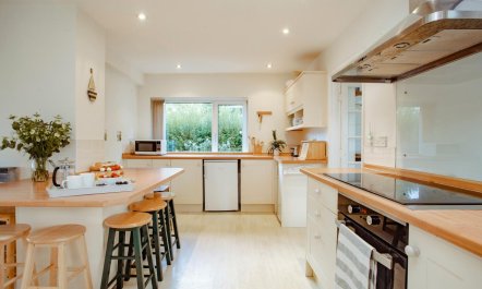 5 Bed in Trebetherick 8