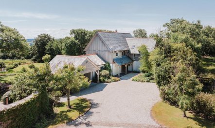 4 Bed in St. Minver 6
