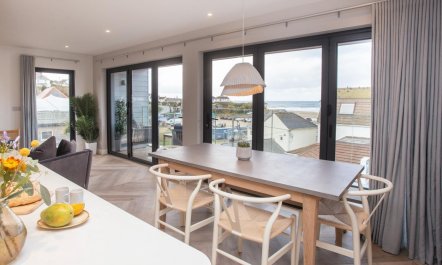 3 Bed in Polzeath 3
